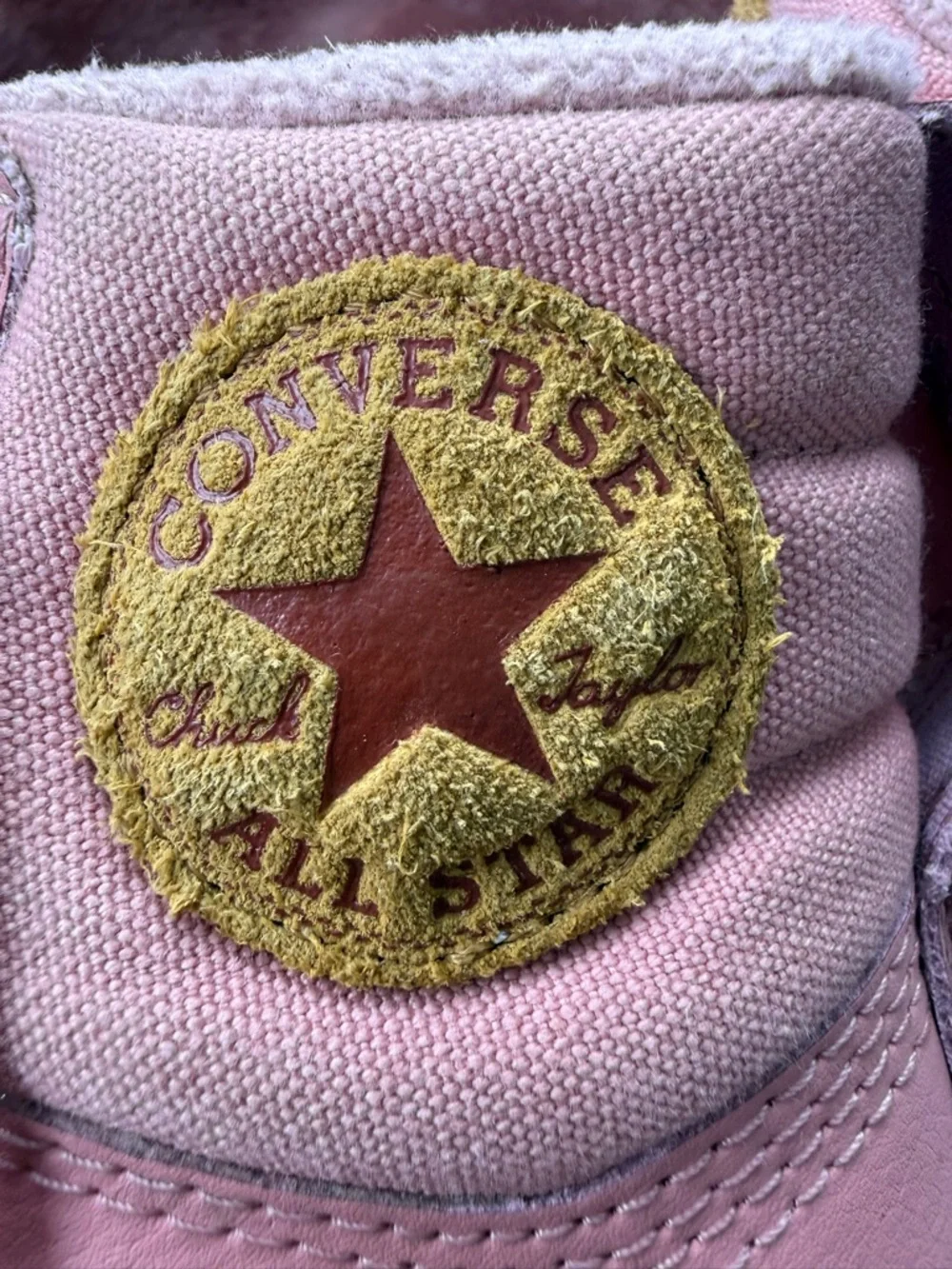 Converse Kids High-Top Sneakers in Dusty Pink